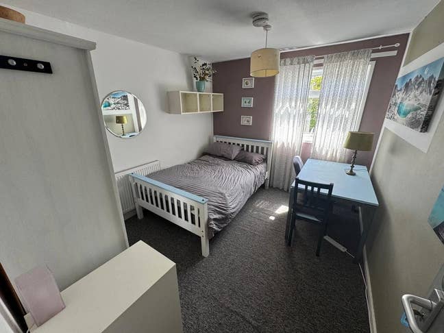 Professional House Share | 6 Bedrooms, 2 Bathrooms Main Photo