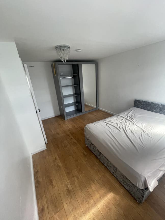 Furnished Rooms To Let in Basildon Pitsea Main Photo