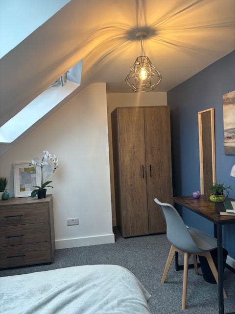 Great loft room (Gander) Main Photo