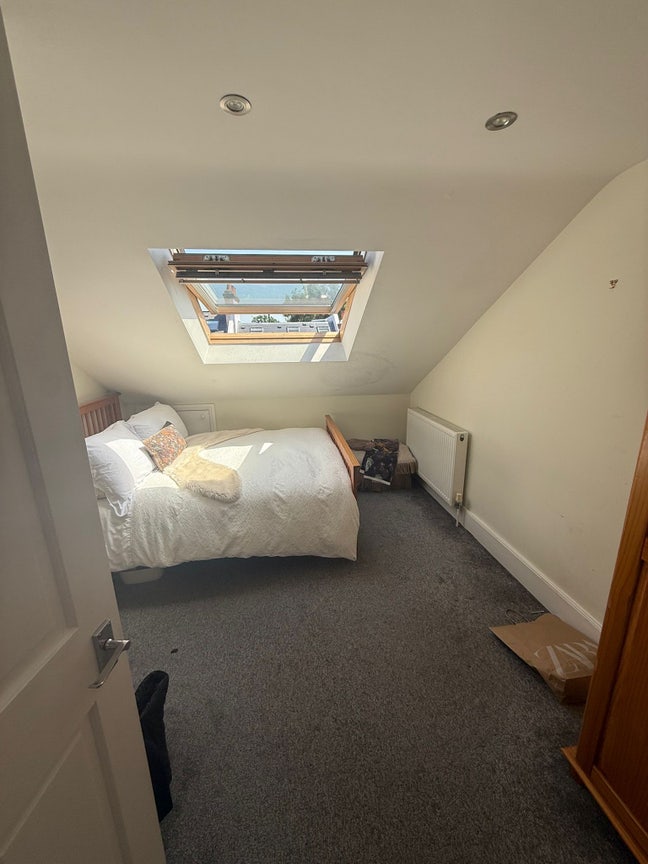 Room Available for rent from August 1st Main Photo