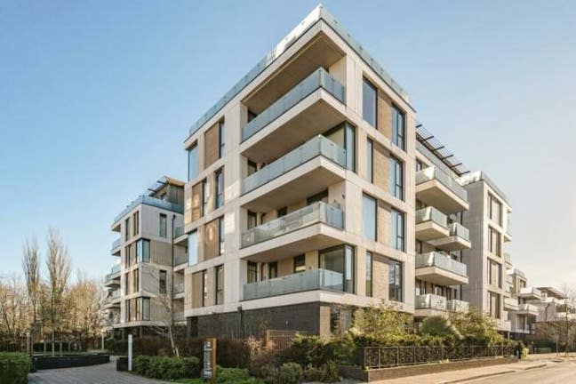 3 Modern Luxury Rooms 5mins Walk to Canada Water Main Photo