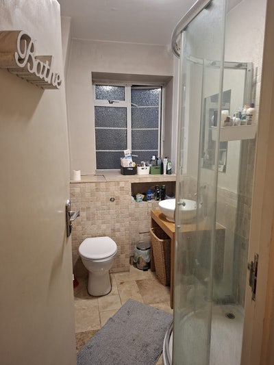 Single/ Double Room available Main Photo