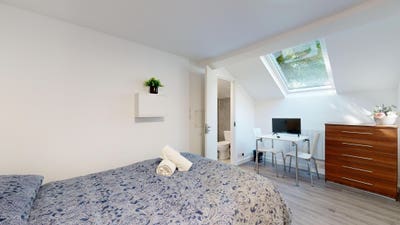 Water Included- Refurbished Studio in Willesden Main Photo