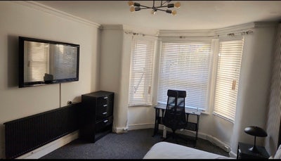 Big double bedroom Notting Hill  Main Photo