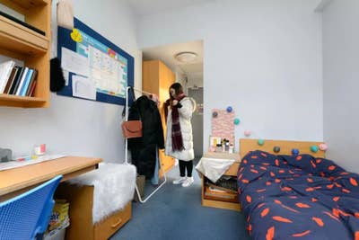 Ensuite room next to UCL campus Weekly rent: 308 Main Photo