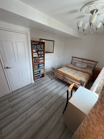 🚉 1 Min to Station | Large Furnished Double Room Main Photo