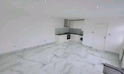 Studio Flat for Rent - London TW5 (Bill included) Main Photo