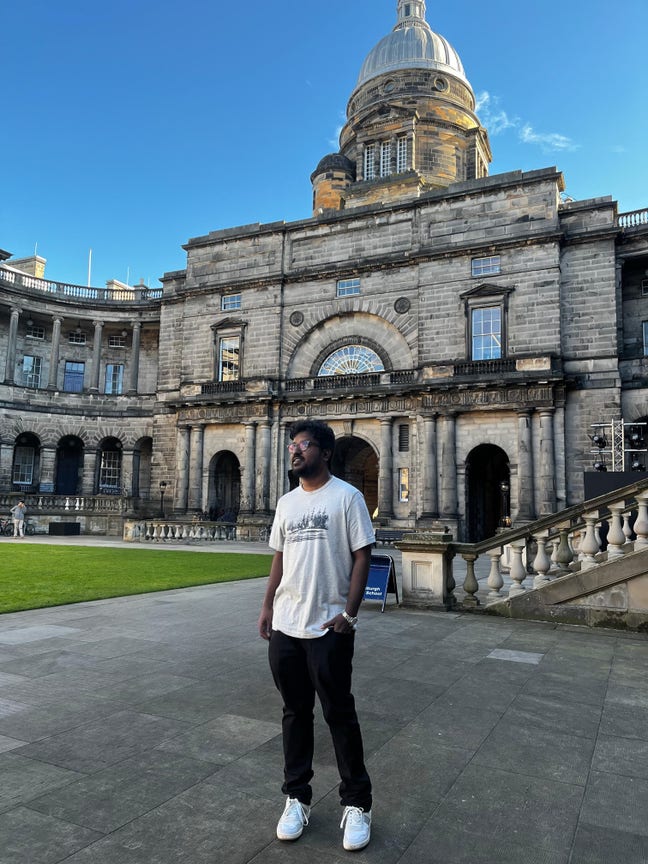 Architecture graduate looking for place to stay  Main Photo