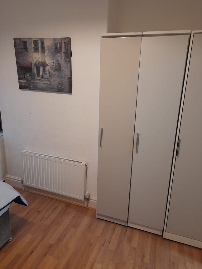 A Double room with En-suite  & shared facilities Main Photo