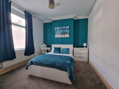 Premium Double Room Near City Centre  All Bills In Main Photo