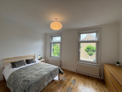 Large Double Room- All Bills Included  Main Photo