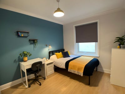 Beautiful and Spacious House for Professionals Main Photo