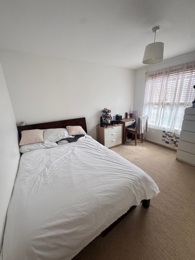 Lovely Room Available - 850pcm; All Bills Included Main Photo