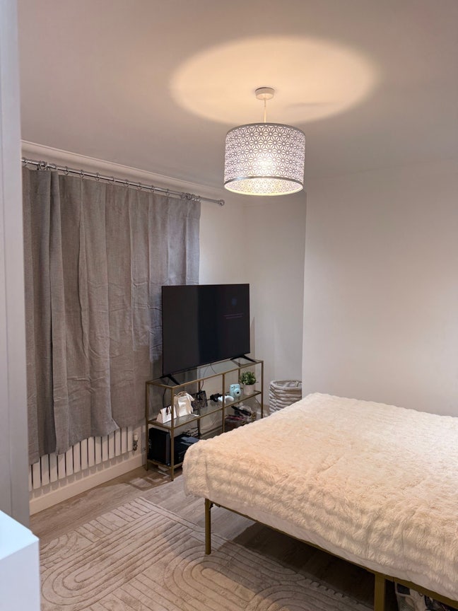Double Room on Ground floor , newly refurbished  Main Photo