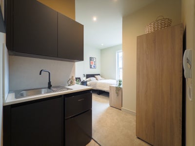 Premium En-Suite Room With Kitchenette Main Photo
