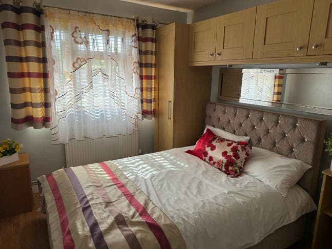 Double bed room & Single bed room available RM1 Main Photo