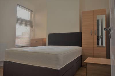 Double Room Tooting Broadway Bills Inc Mitcham Rd Main Photo