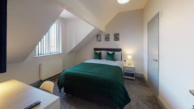 ✨ Modern Ensuite Rooms - All Bills Included Main Photo