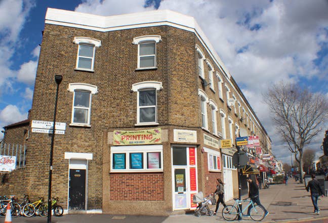 2 Bedroom Flat in E13, East London (Zone 2/3) Main Photo