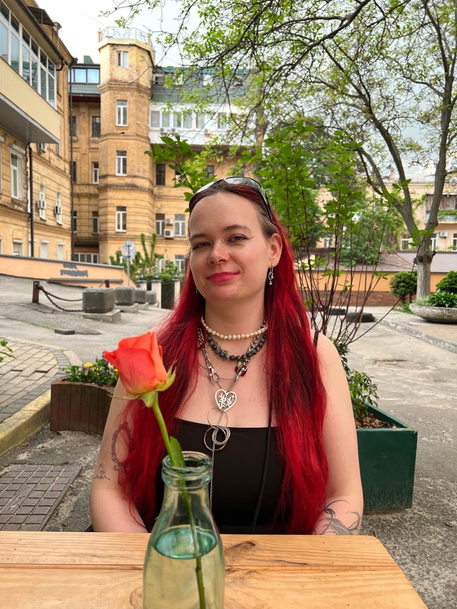 Professional seeks a double room Main Photo