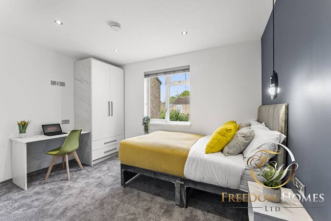 Large En-Suite Room in Paston PE4 Main Photo