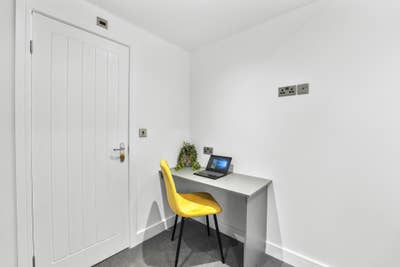 Central Studio and Ensuite in Charles Street 🏫 Main Photo