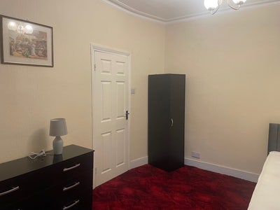 Furnished Double Room Available  Main Photo