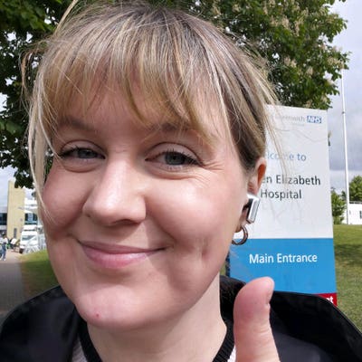 Profess and tidy! 38 yo female looking for peace x Main Photo