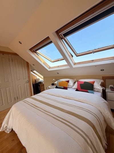 Odd Hut Sublet Available for 2 months (Catford) Main Photo
