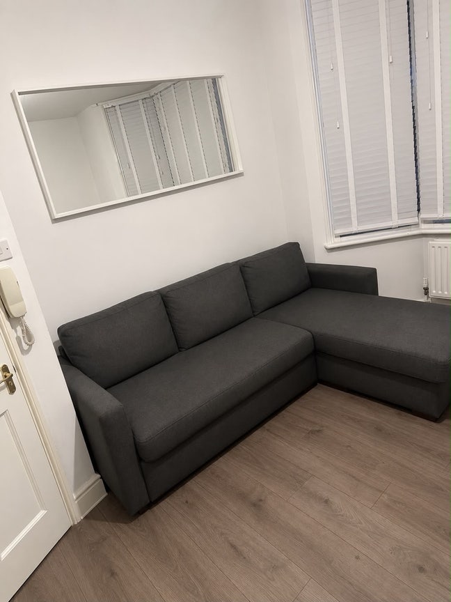 Two Bedroom Furnished ready to go - Harelsden Vaca Main Photo