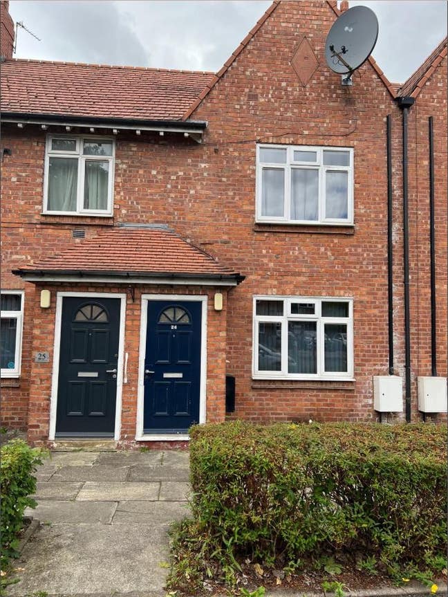 3 Bedroom Flat in Cheetham Hill Main Photo