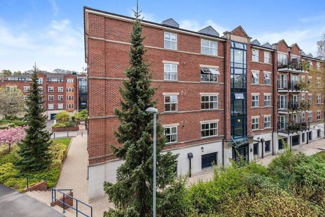 3 Bed Flat Far Headingley  Main Photo
