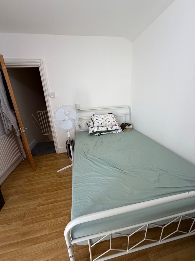 Double Room to Rent -Croydon All Bills Included Main Photo