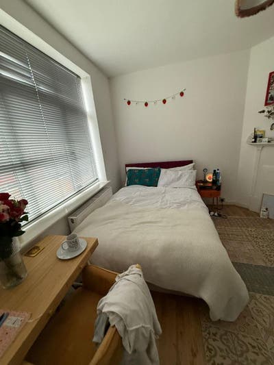 🏡 2 Double Rooms Available -Living room& Garden  Main Photo