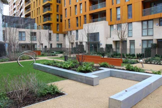 Modern Double Room | Greenwich | 3-Bed Flat Main Photo