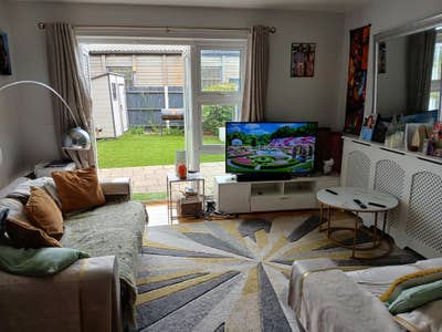 2 Spaci double bedrooms available to rent from Aug Main Photo