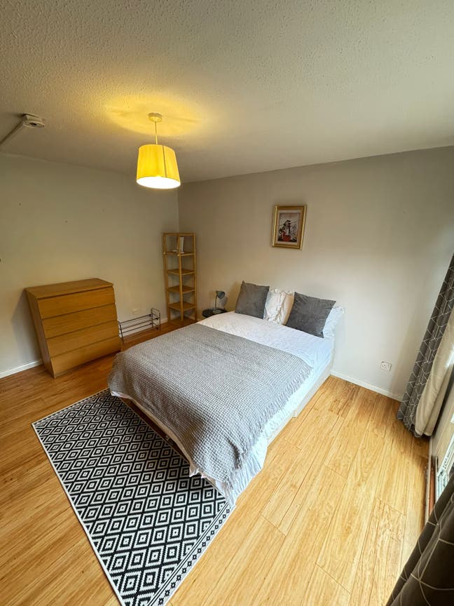 Charming Rooms Near Seven Sisters & Manor House Main Photo