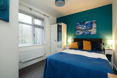 Ensuite Room Available Now (Station Road) Main Photo