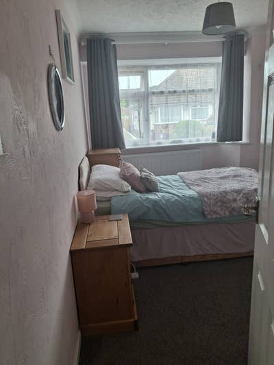Single room to let in shared bungalow  Main Photo