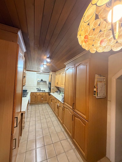 1 room available  Main Photo