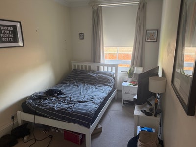 1 Bedroom Kennington, 3 Bed Flat Main Photo