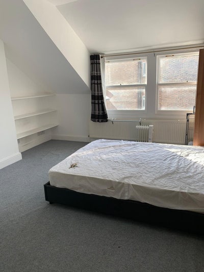 Ensuite Room for rent in friendly House-share N6 Main Photo
