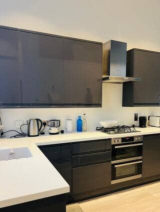 Short Let Luxury Kensington Apartment Bills Inc Main Photo