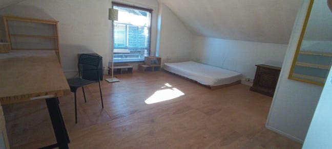 Short Let 02 July - 01 November, Clapton Hackney Main Photo