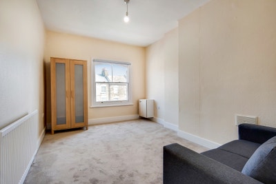 Beautiful 1 bedroom property in finsbury park! Main Photo