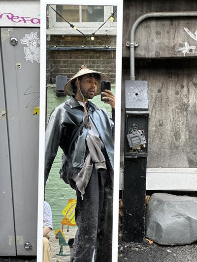 Tech grad looking to Buddy Up near liverpool st! Main Photo