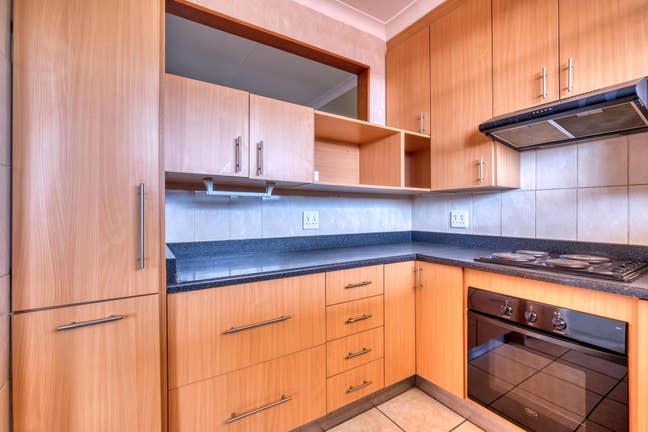 En-Suite Comfort at RG1 Main Photo