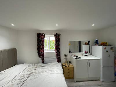 Double room available  Main Photo