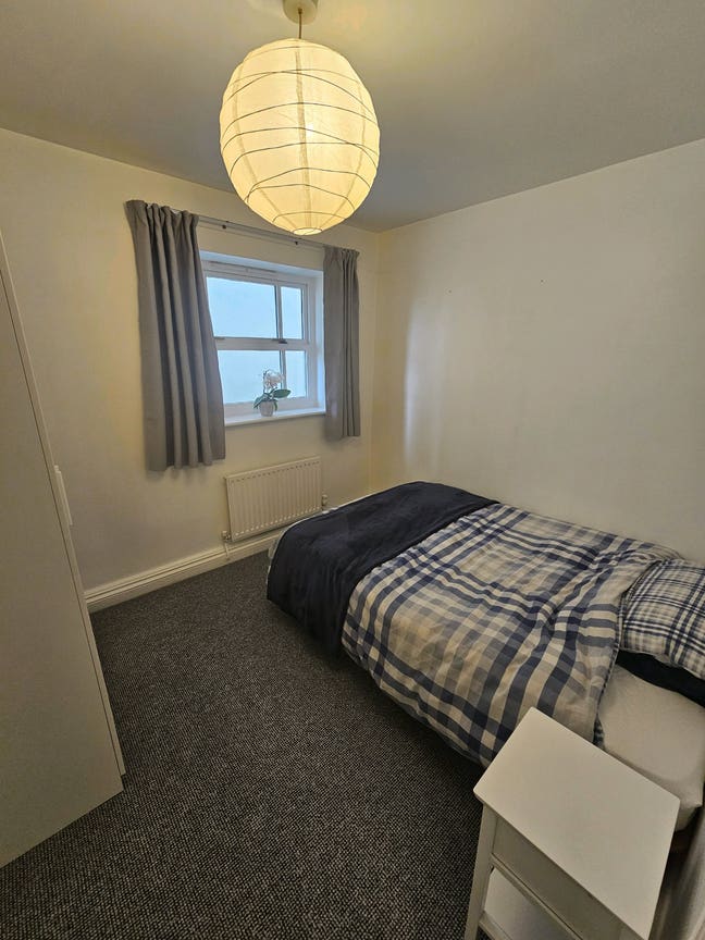 Top Floor Double Room, off Whiteladies Road Main Photo