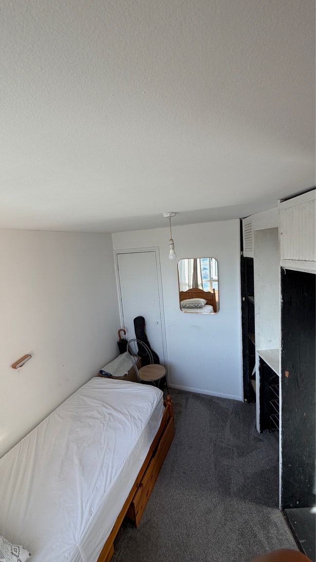 Single Room In Northolt Main Photo